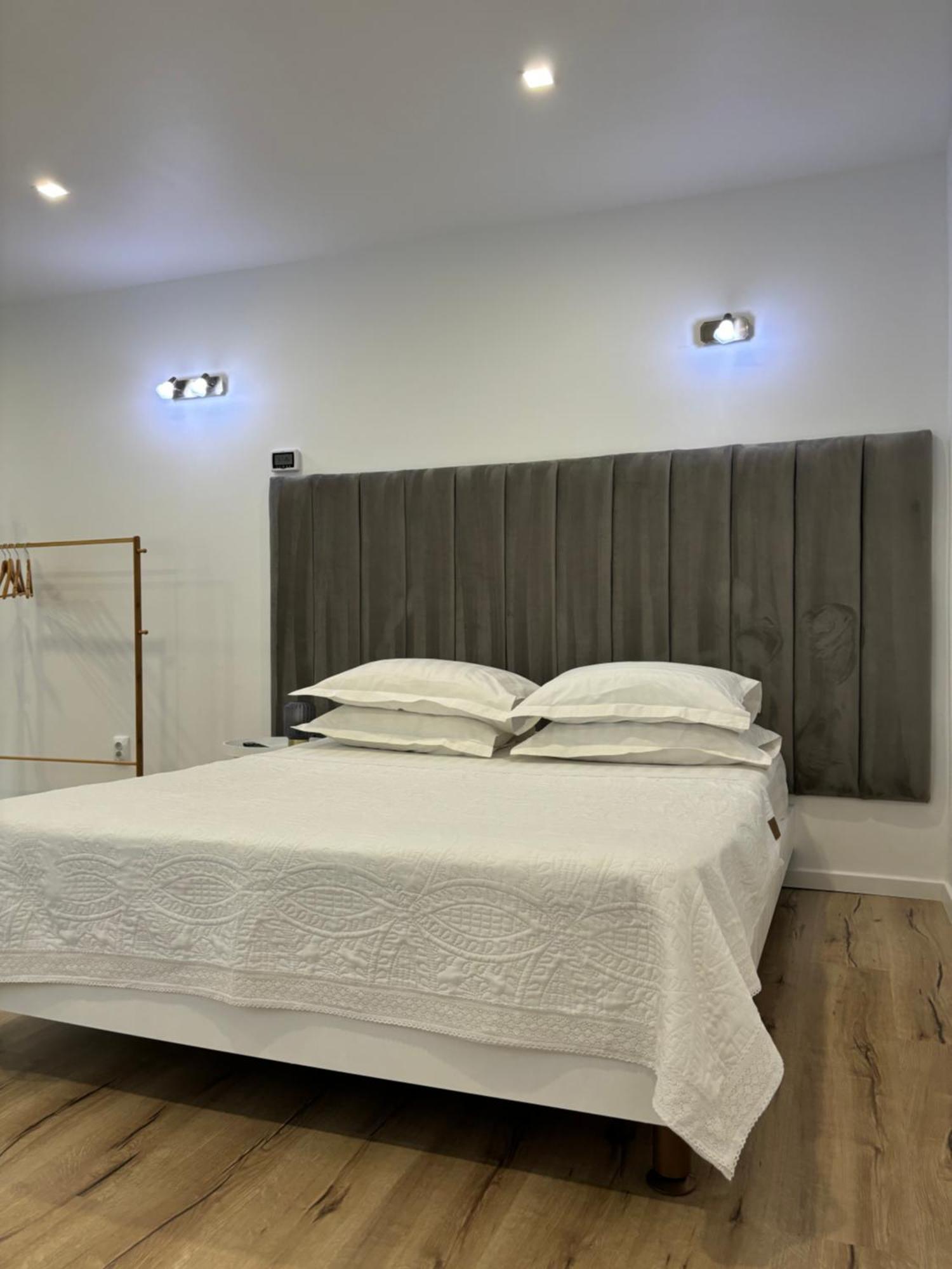 Apartament Luna เปียตราเนียมซ์ ภายนอก รูปภาพ